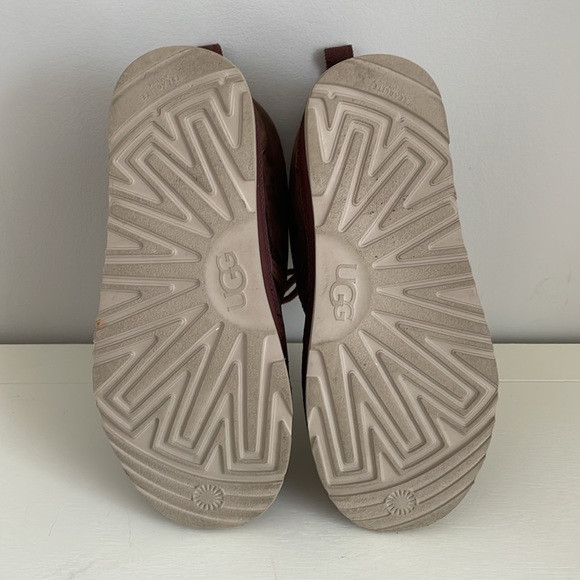 UGG Men's Neumel Waterproof Boot, Chestnut - Picture 7 of 9